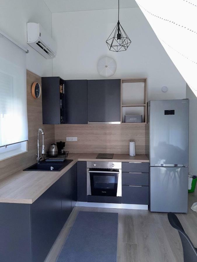 Apartment Pepina Водице Екстериор снимка